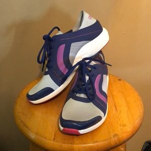 Aetrex running shoes, super comfortable and cute